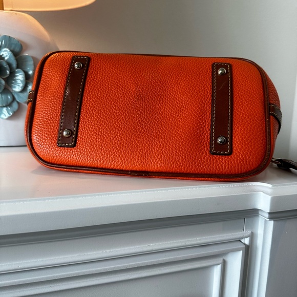 Dooney and Bourke domed Satchel. - Picture 3 of 4